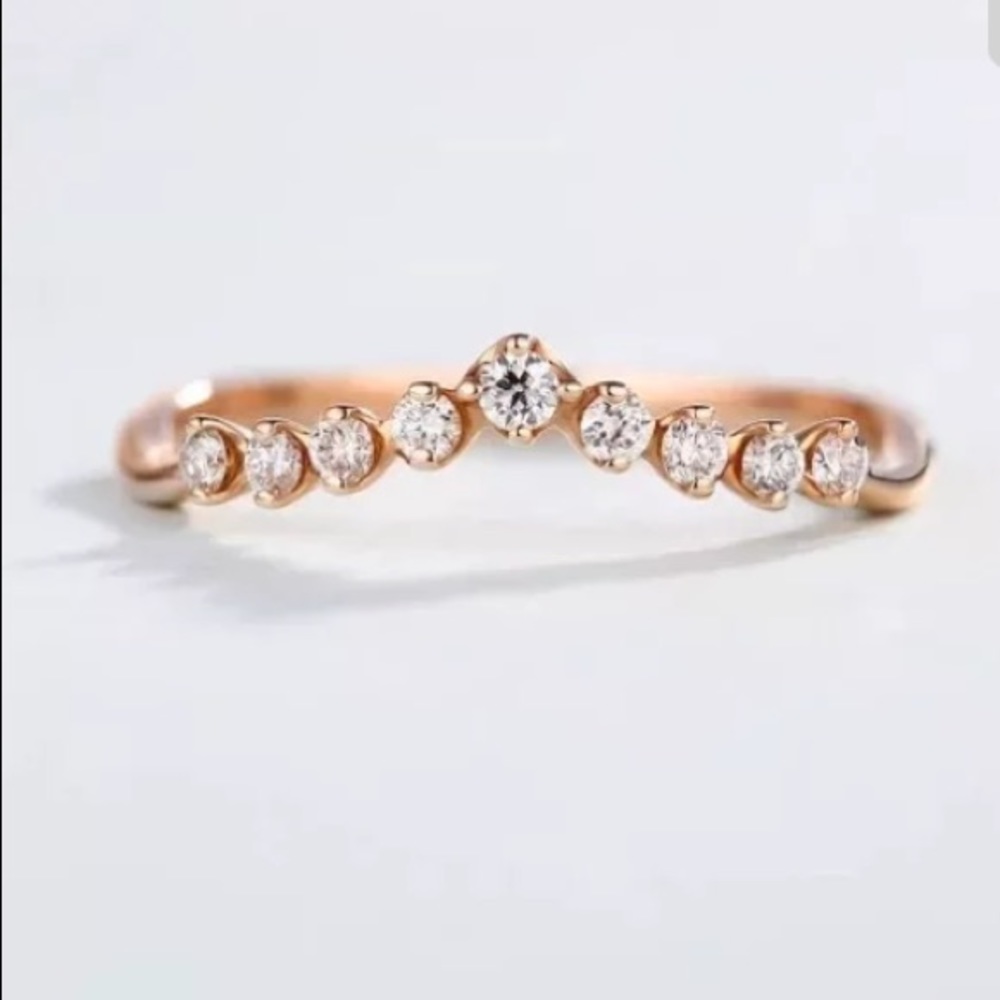 Women’s gold ring size 8